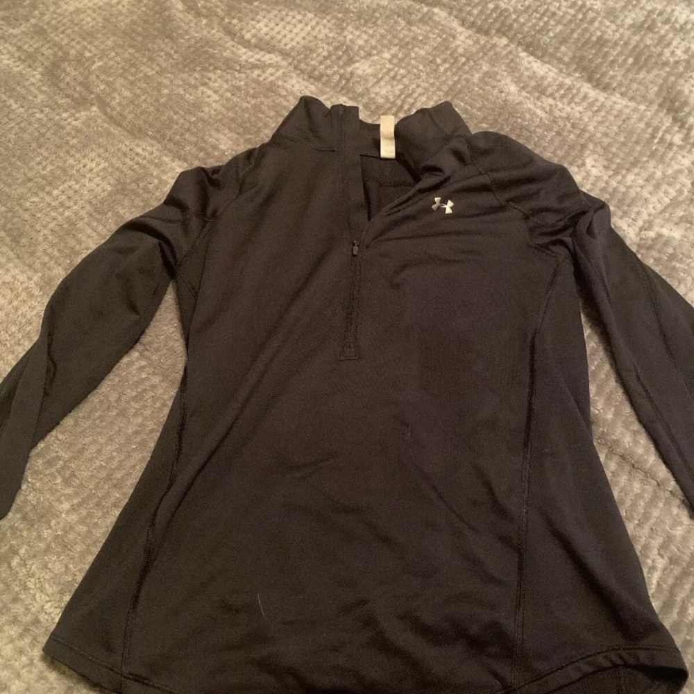 Black under armor 1/4 zip Womens Medium.